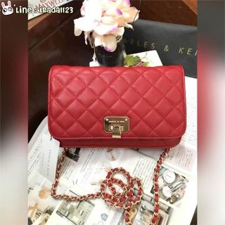 Charles &amp; keith quilted clutch ของแท้ ราคาถูก