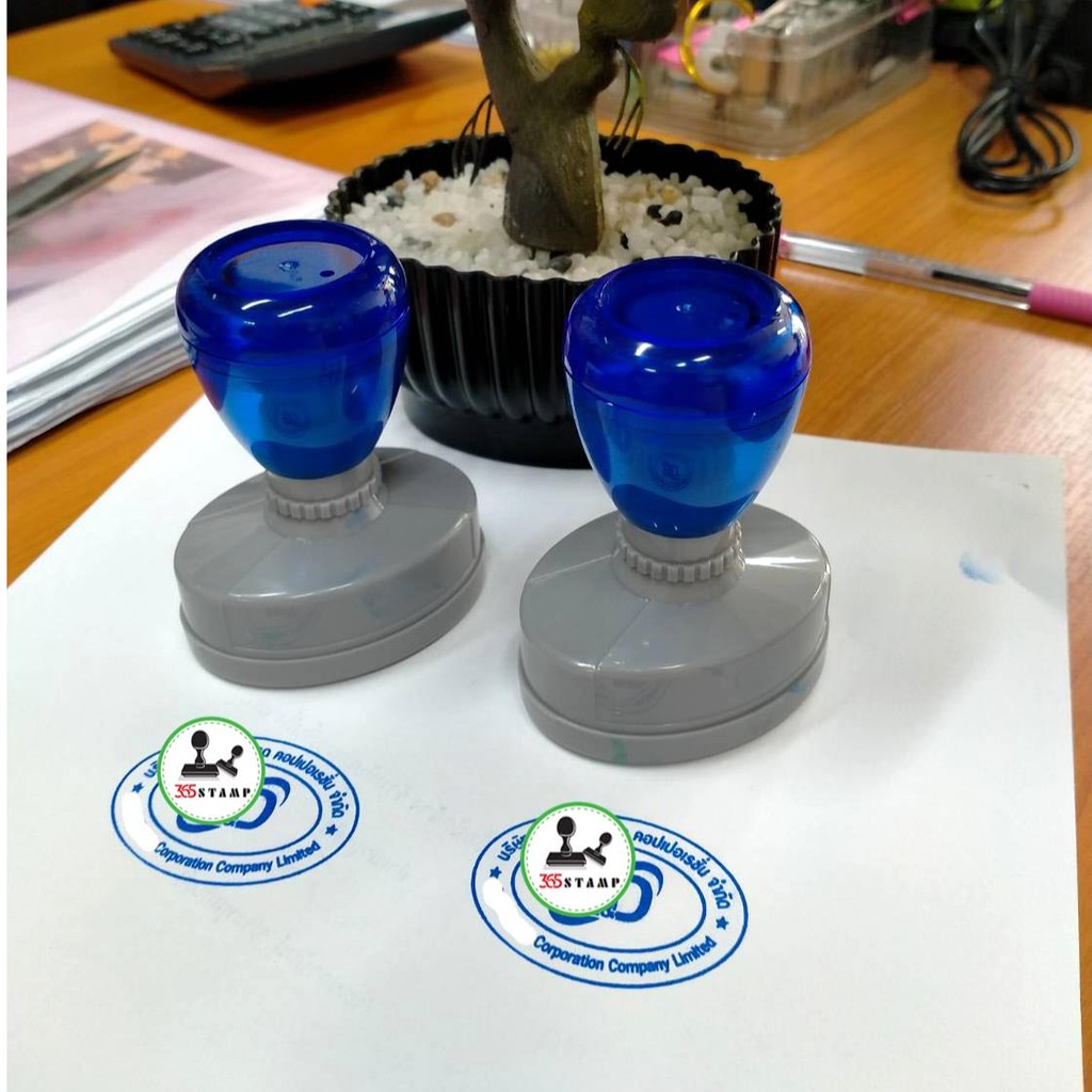 ตรายางหมึกในตัว flash stamp แบบฟรี+หมึกฟรี 1 ขวด ที่ระบุจะเป็นไซด์ขนาดด้าม (ตัวงานจะลดลงจากด้าม 0.5 ซม)