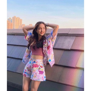 SET 2 ชิ้น เสื้อ+กางเกง สีชมพูลายสตรีทสวยปังมากๆพร้อมกางเกงขาสั้นเอวสม๊อค กระเป๋า2ข้างใช้งานได้