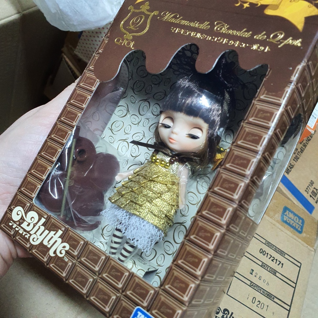 4" inches TAKARA TOMY JAPAN Petite Blythe "Mademoiselle Chocolat de Q-pot" Rare ตุ๊กตาบลายธ์ คิว พอต