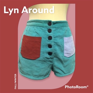 กางเกงขาสั้น Lyn Around Size S สีเขียว แท้ ผ้าลูกฟูก พร้อมส่ง