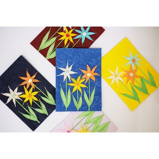 การ์ดอวยพรแสดงความยินดี ลายดอกดาวกระจาย (ขนาด L) Handmade Mulberry Paper Card with Cosmos Flowers (Size L)