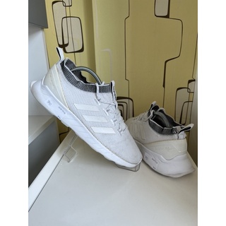 รองเท้า adidas Questar Rise size43