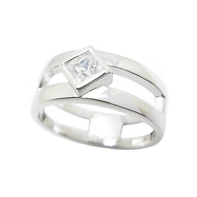 แหวนผู้หญิง แหวนผู้หญิงมินิมอล แหวนประดับ ประดับเพชร cz เพชรสี่เหลี่ยม ชุบทองคำขาว ทองคำขาวแหวนเพชร