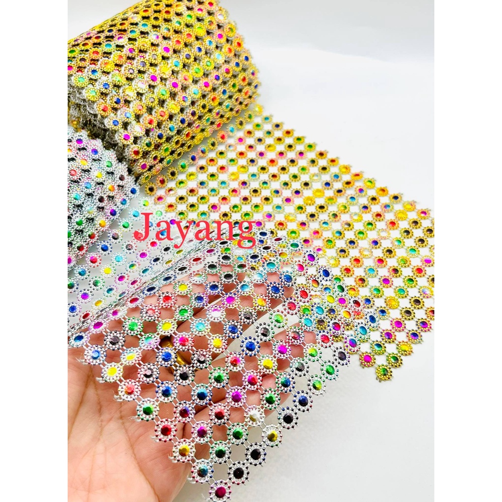 สังวาลย์กลมแบน อุปกรณ์ตกแต่ง DIY แผงละ 1 เมตร 60 บาท