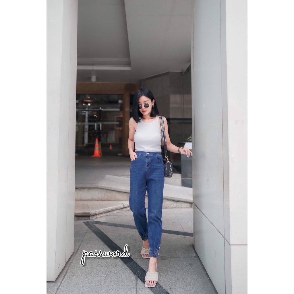 Password กางเกงยีนส์ ทรงเอวสูง T-Shirtnista
