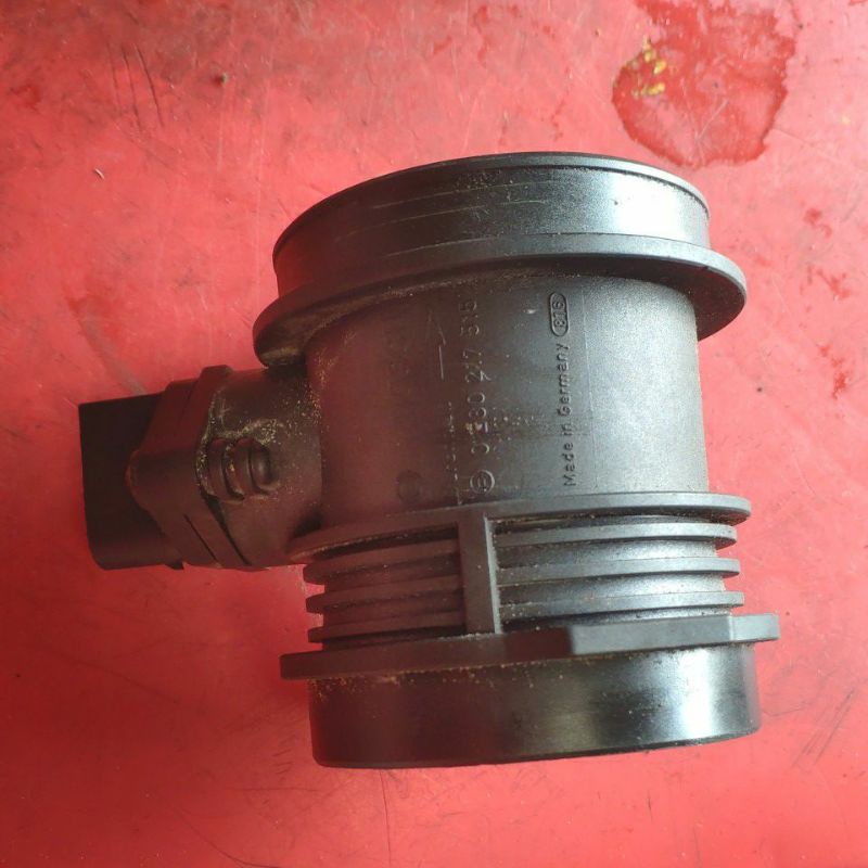 Mercedes benz w211 air flow /เซ็นเซอร์มวลอากาศ 0 280 217 515 (มือสอง)112 v6