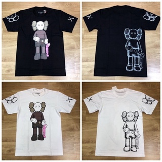 แขนสั้นพิมพ์ลาย◆Kaws  x uniqlo เสื้อคอกลมใส่สบายผ้านุ่ม M-4xlเสื้อ kawsคาว์งานสวยผ้าดีใส่ได้ทั้งชายหญิง