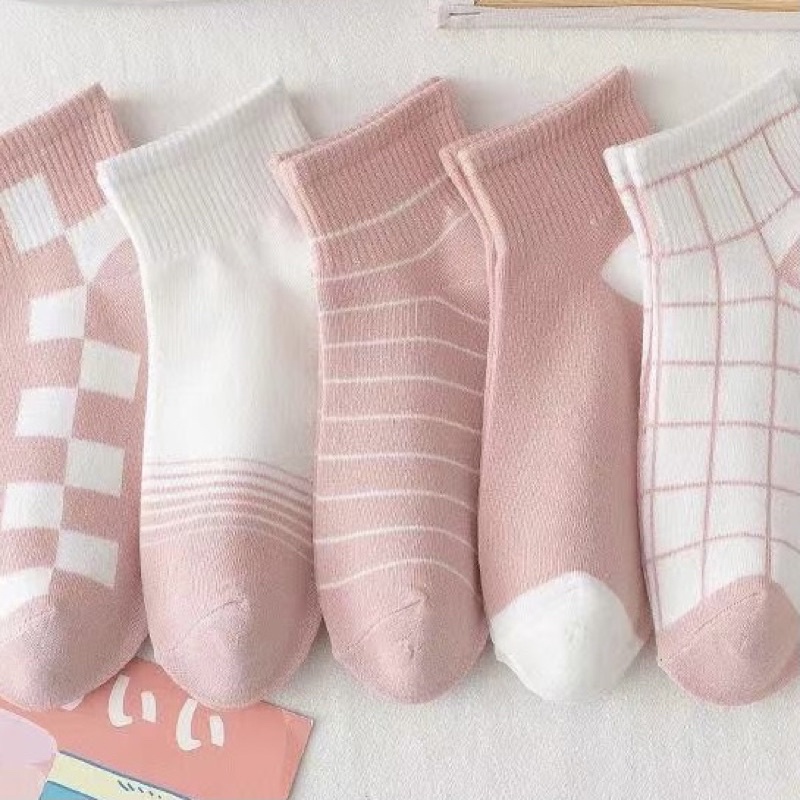 ถุงเท้าข้อสั้น ตารางชมพู 5คู่ ถุงเท้าแฟชั่น  สไตล์เกาหลี ใส่ได้ทั้ง ช/ญ