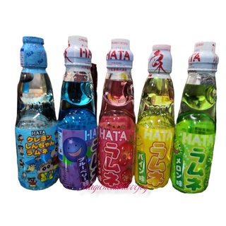 💕💕พร้อมส่ง​ Ramune  น้ำโซดาในขวดแก้วรสหอมหวานอร่อย​ ลายชินจัง