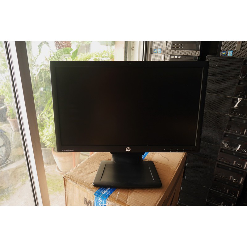 จอคอมพิวเตอร์ 22นิ้ว LED HP Compaq LA2206xc มี  LED Monitor จอใหญ่ๆ