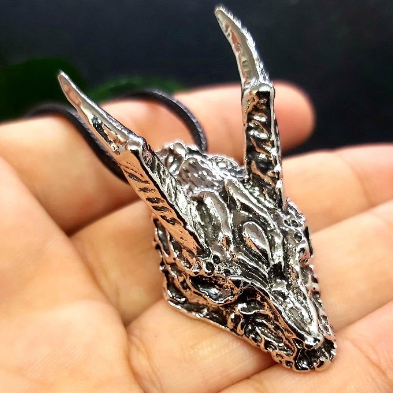 DRAGON หัวเกาหลี TITANIUM Lava BIGBANG Biker สร้อยคอป้องกันสนิม