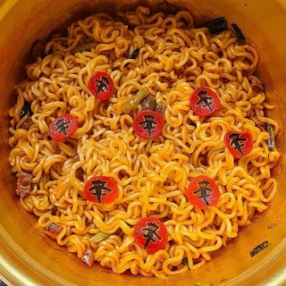 ชินรามยอน สเทอร์ ไฟร์ Shin Ramyun Stir Fry (Nongshim)