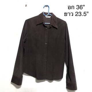 ส่งต่อ เสื้อเชิ้ตมือสอง สภาพดี เสื้อเชิ้ตแขนยาว ผ้าลูกฟูกนิดๆ
