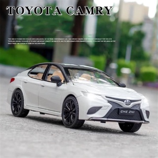 โมเดลเหล็ก 1/24 Toyota Camry 2021 รถเหล็กมีไฟ มีเสียง [Che Zhi]