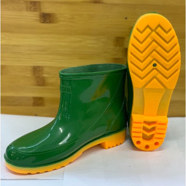 NAM HOA SAN MA SHORT BOOTS U09