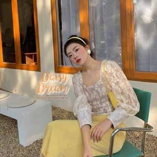 [ พร้อ​มส่ง ]​ Flower White Lace Top