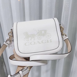 🎀 (สด-ผ่อน) ครอสบอดี้ สีขาว COACH C4058 SADDLE BAG WITH HORSE AND CARRIAGE