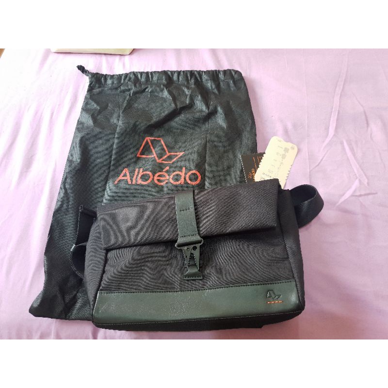 กระเป๋าคาดเอว กระเป๋าสะพายข้าง Albedo สีดำ ได้มาจากจับฉลากปีใหม่