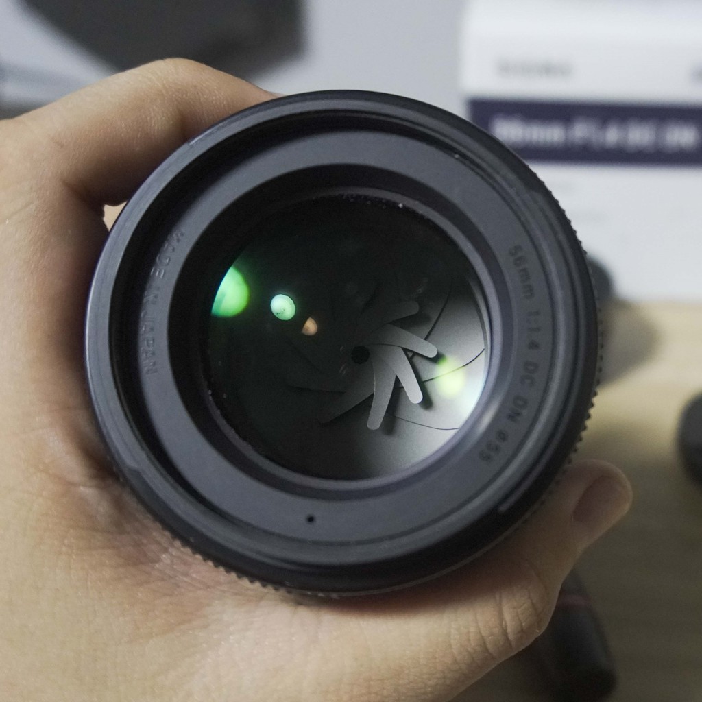 Sigma 56mm f1.4 for sony e-mount lens สภาพ 100% ผ่านการใช้ไม่ถึง 5 ครั้ง ใหม่มาก