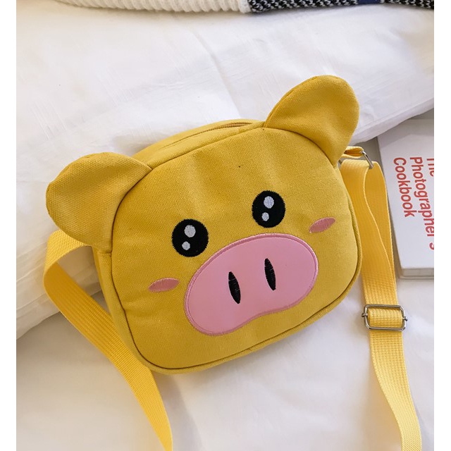 ifashionbag(IF868) กระเป๋าสะพายข้างน้องหมูอู๊ดๆน่ารักมุ้งมิ้ง