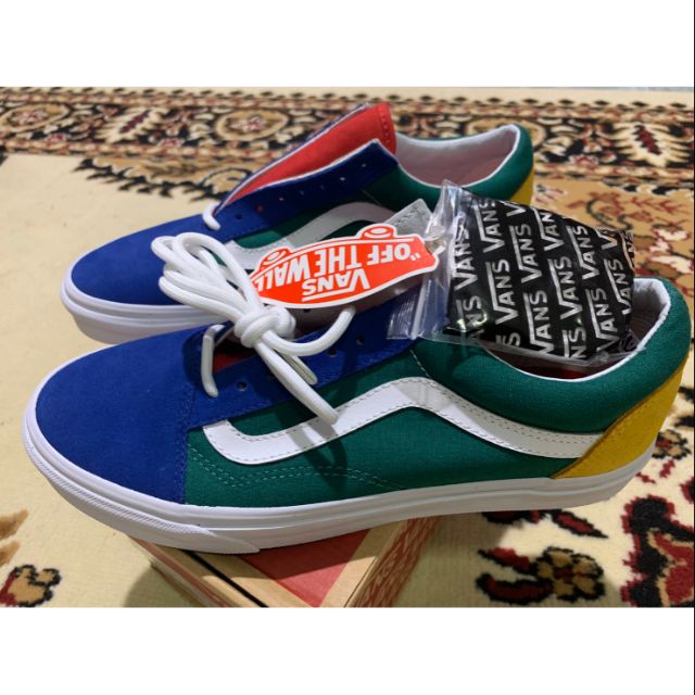 รองเท้า vans yacht club size us 9.0 
แท้
