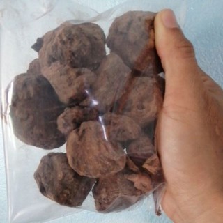 (250 กรัม)​ สีเสียดเทศ / กะเมีย (ชื่อวิทยาศาสตร์: Uncaria gambir (Hunter) Roxb.)