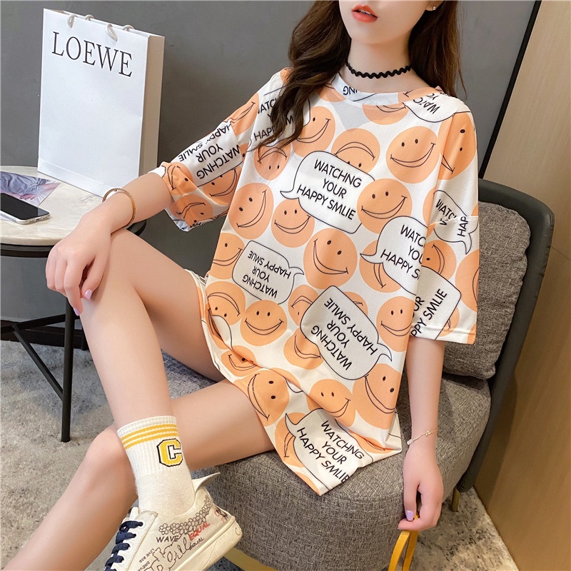เสื้อยืดผู้หญิงคอกลมแขนสั้น ผ้ายืดลายการ์ตูน ทีเชิตรุ่นโอเวอร์ไซส์ สไตล์หลวมๆใส่สบายผ้าดี