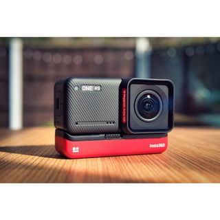 Insta 360 one RS  (ก่อนกดสั่งซื้อโปรดติดต่อร้านค้าใน Chat)