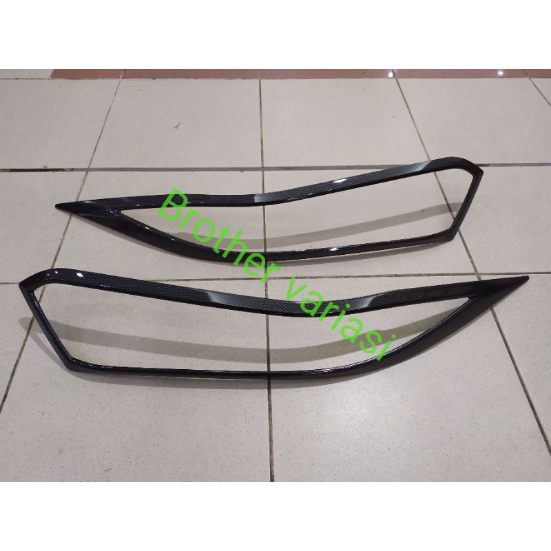 ด้านหน้า Garnish สําหรับคาร์บอน hrv 2018 ถึง 2020