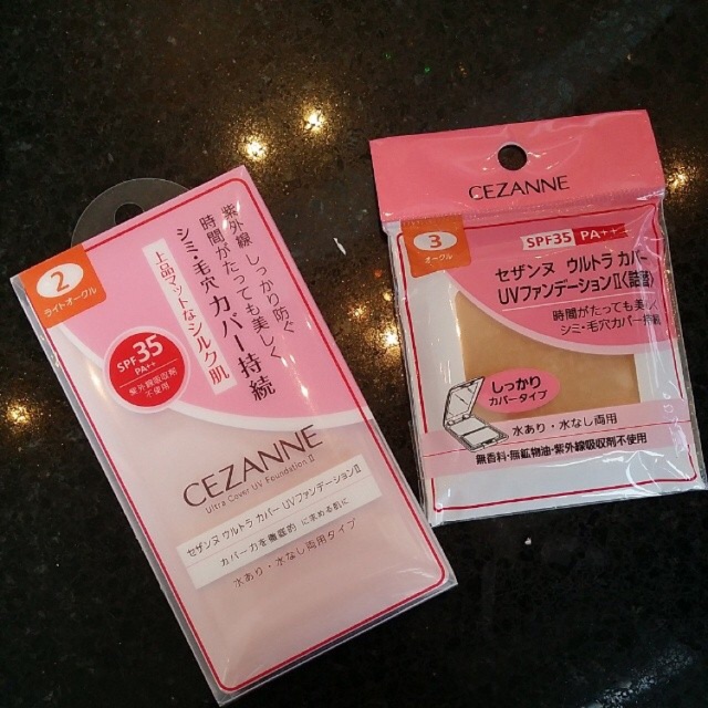 แป้ง Cezane spf35 PA++ รุ่นตลับชมพู