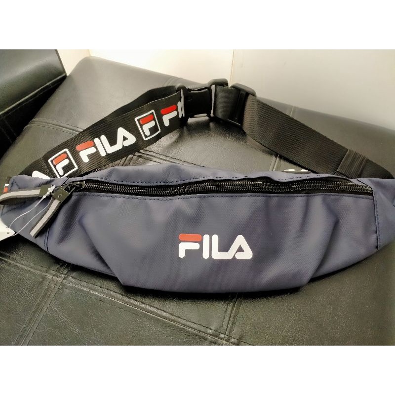 FILA แท้ 💯 กระเป๋าสะพายข้างสายสปอร์ต เท่ห์คูล และ FILA - FILA Pouch กระเป๋าสะพายผู้ใหญ่
