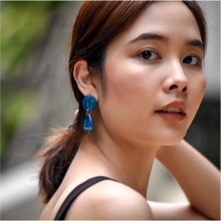 Twenty_teen Drop earrings ต่างหูลายหินอ่อน