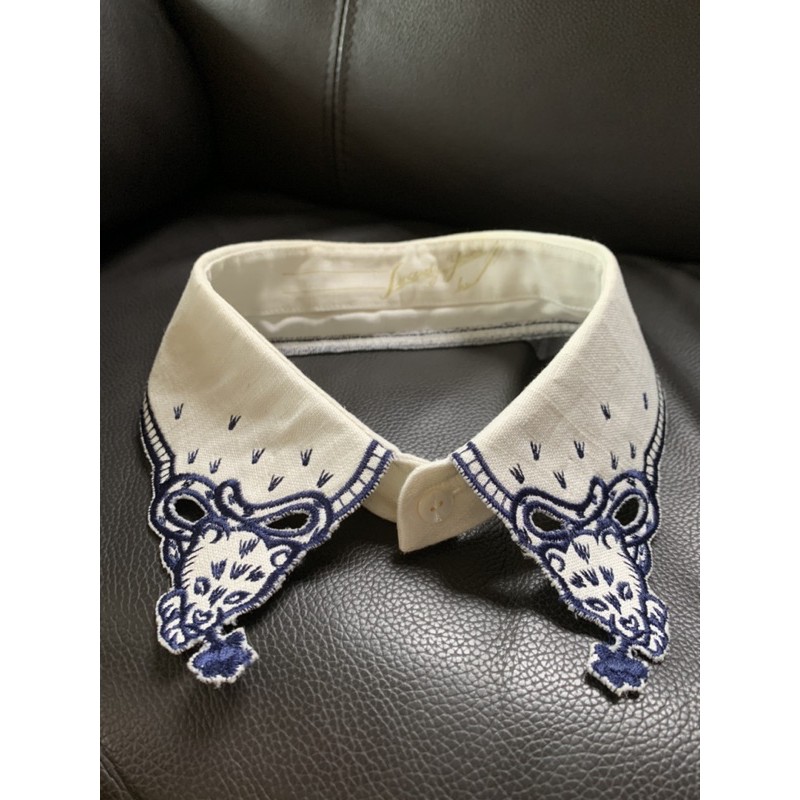 ปกคอเสื้อ sincerely yours by sretsis แท้ ใส่ 1 ครั้ง สวยหรูดูแพง