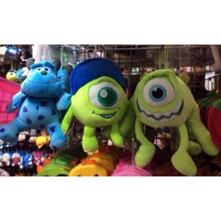 ตุ๊กตาติดกระจก