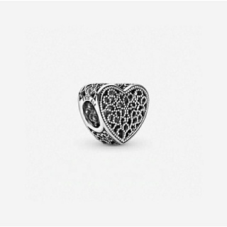 Pandora silver charm ** หัวใจฉลุ