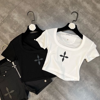 เสื้อยืด คอสี่เหลี่ยม แขนสั้น ป้ายไม้กางเขน แฟชั่น
