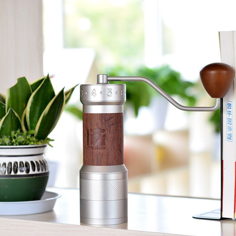 เครื่องบดกาแฟ 1Zpresso K PLUS Manual Coffee Grinder ฟันบด 48mm K-PLUS KPLUS เครื่องบดมือหมุน เครื่อง