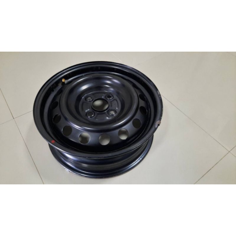 ล้อกระทะ 4 รู 100 ขอบ 15 เก๋ง Toyota Honda Miszu ( 1 วง  )