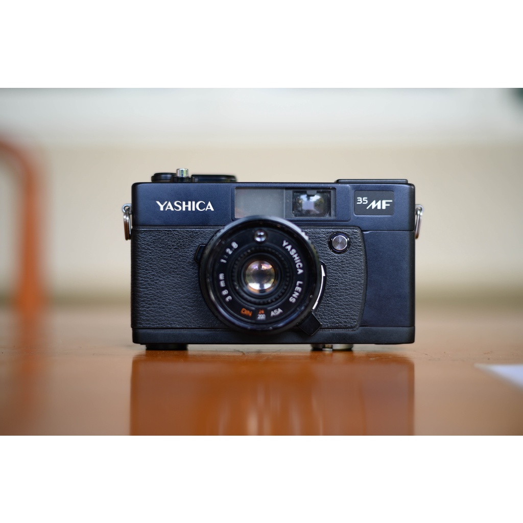 กล้องฟิล์ม Yashica MF