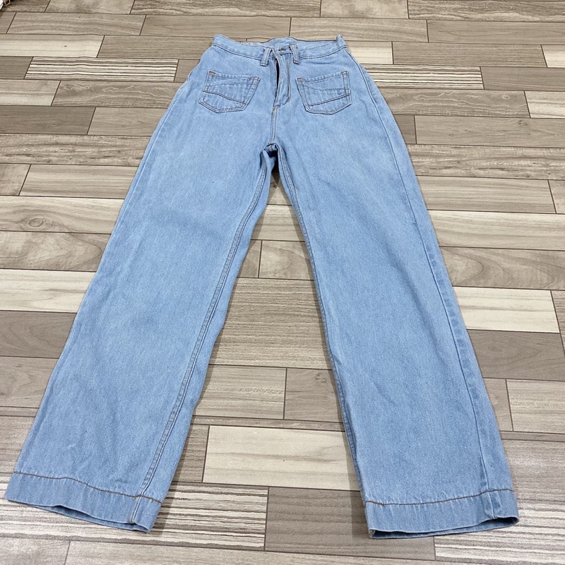 กางเกงยีนส์สีอ่อนจากร้านbananashop