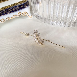 AW-0090 earcuff ใบไม้ประดับเพชร