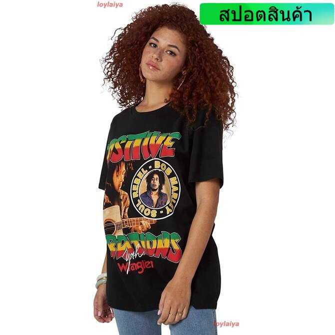 Wrangler Women's Bob Marley Collaboration Short Sleeve Graphic T-Shirt บ็อบ มาร์เลย์ เร็กเก เสื้อยืด
