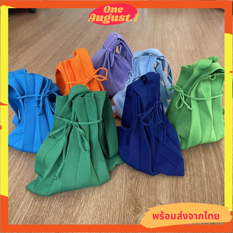 พร้อมส่งจากไทย! กระเป๋าถืออัดพลีทสีสันสดใส มีสายสำหรับรูดปรับทรง S030