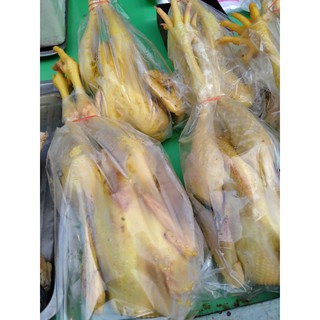 ไก่สด ลนไฟด้วย (ฮาลาล) 1 ตัว เพื่อนเชือดเอง ประมาณ 1 กิโลกรัมกว่า 1.5-1.7