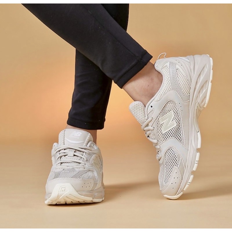 (พร้อมส่ง ของแท้100%) NEW BALANCE MR530AA1 WHITE BEIGE