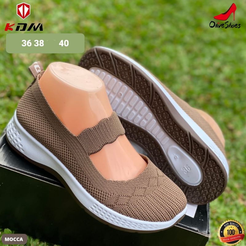 รองเท้า Kdm นําเข้า*