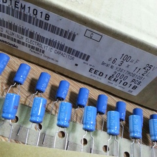 capacitor 25v 100uf คาปาซิเตอร์ คาปาซิสเตอร์ เกรดออดิโอ ยีห้อpanasonic นำเข้าเยอรมัน สีฟ้า