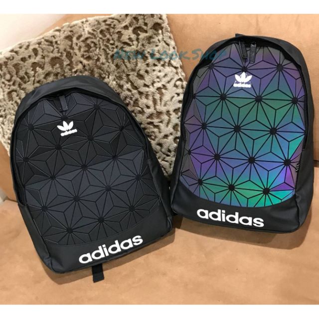 Adidas Originals 3D Backpack กระเป๋าเป้รุ่นหายากดีไซน์สุดฮิตสไตล์ ISSEY MIYAKE