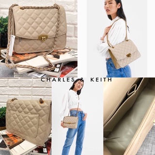 🎀charles&amp;kieth quilted push lock bag🎀